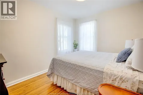2790 Randolph Avenue Windsor ON N9E 3C9