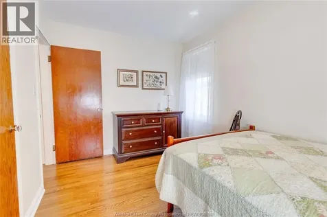 2790 Randolph Avenue Windsor ON N9E 3C9
