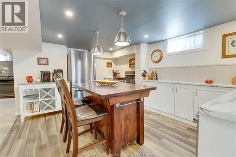 2790 Randolph Avenue Windsor ON N9E 3C9