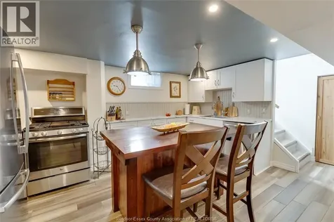 2790 Randolph Avenue Windsor ON N9E 3C9