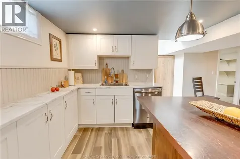 2790 Randolph Avenue Windsor ON N9E 3C9