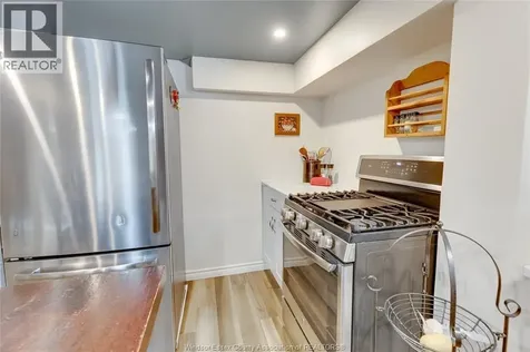 2790 Randolph Avenue Windsor ON N9E 3C9