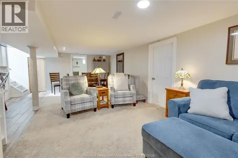 2790 Randolph Avenue Windsor ON N9E 3C9