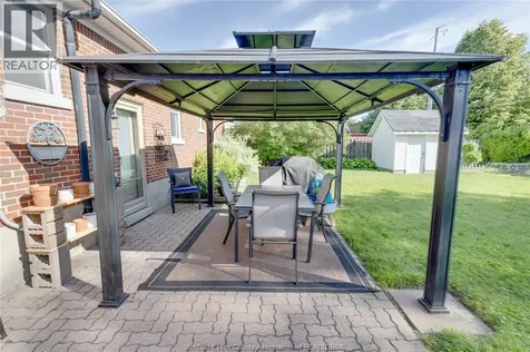 2790 Randolph Avenue Windsor ON N9E 3C9