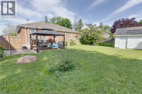 2790 Randolph Avenue Windsor ON N9E 3C9