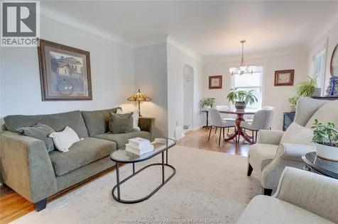 2790 Randolph Avenue Windsor ON N9E 3C9