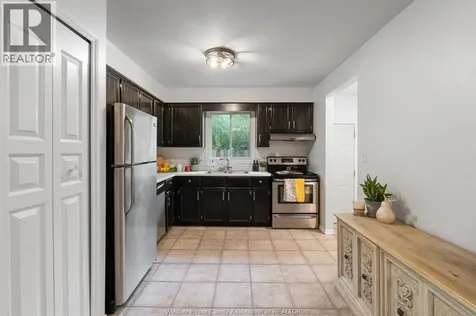 85 Satinwood Crescent Leamington ON N8H 4P1