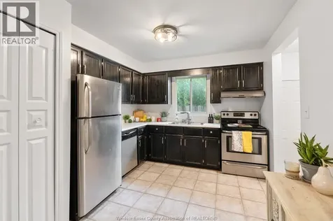 85 Satinwood Crescent Leamington ON N8H 4P1