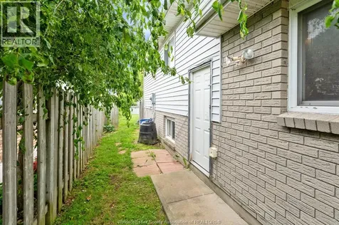 85 Satinwood Crescent Leamington ON N8H 4P1
