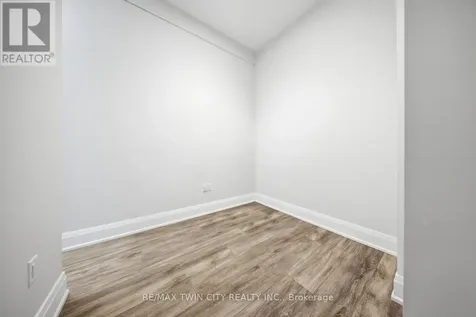 11 Queen Street Brantford ON N3T 3B2