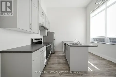 11 Queen Street Brantford ON N3T 3B2