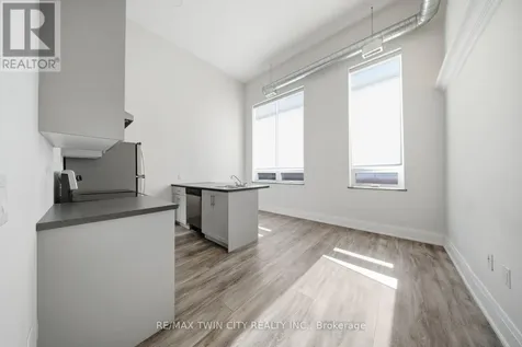 11 Queen Street Brantford ON N3T 3B2