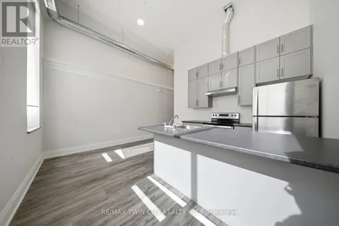 11 Queen Street Brantford ON N3T 3B2