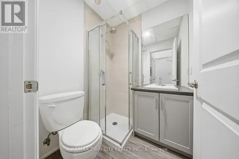 11 Queen Street Brantford ON N3T 3B2