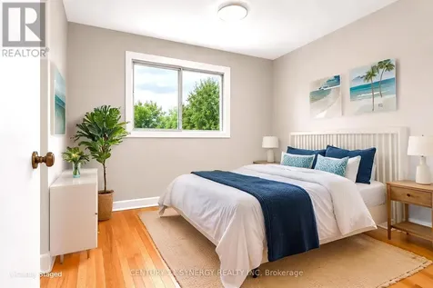 1308 Erindale Drive Ottawa ON K2C 2G4