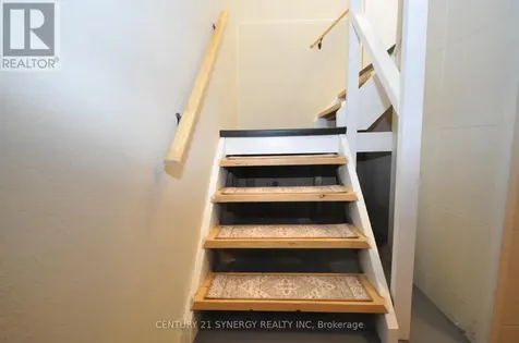1308 Erindale Drive Ottawa ON K2C 2G4
