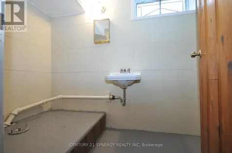1308 Erindale Drive Ottawa ON K2C 2G4