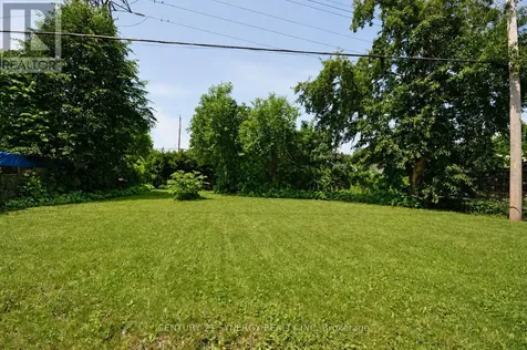 1308 Erindale Drive Ottawa ON K2C 2G4