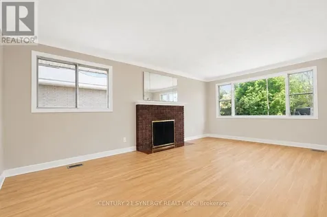 1308 Erindale Drive Ottawa ON K2C 2G4