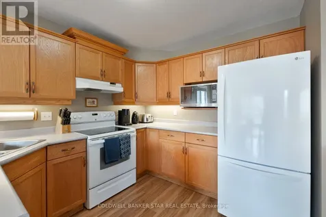 17 Windemere Place St. Thomas ON N5R 6H3
