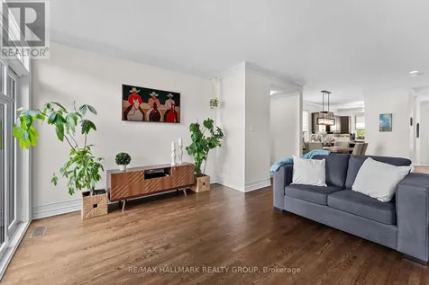 115 Beatrice Drive Ottawa ON K2J 5A4