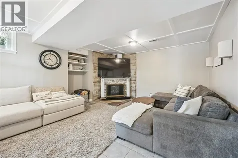 24 Byton Lane Cambridge ON N1S 4L9