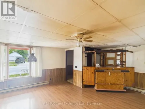 538 Queen Street Kincardine ON N2Z 2Y9