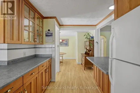 2204 7th Avenue West Owen Sound ON N4K 5L7