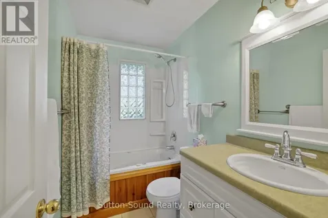 2204 7th Avenue West Owen Sound ON N4K 5L7