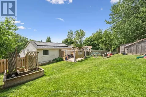 24 Byton Lane Cambridge ON N1S 4L9