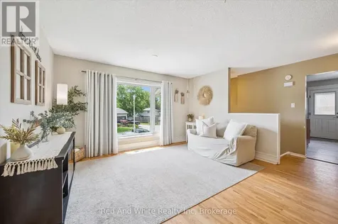 24 Byton Lane Cambridge ON N1S 4L9