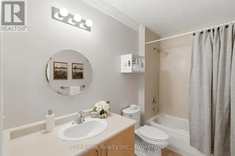 95 Ipswich Place Whitby (brooklin) ON L1M 2K2