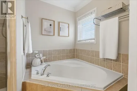 95 Ipswich Place Whitby (brooklin) ON L1M 2K2
