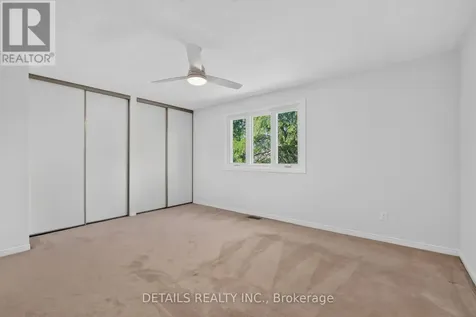122 Ashpark Crescent Ottawa ON K1T 3N6