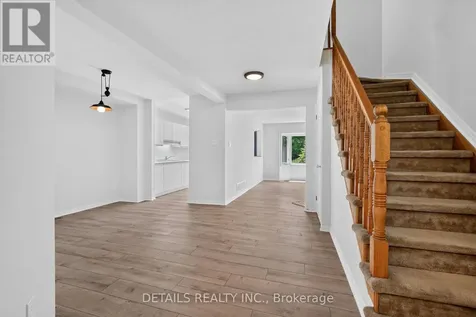 122 Ashpark Crescent Ottawa ON K1T 3N6