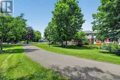 122 Ashpark Crescent Ottawa ON K1T 3N6