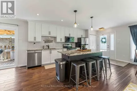 352 Mockingbird Drive Ottawa ON K1E 2A7