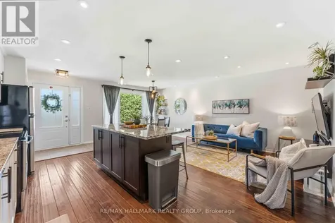 352 Mockingbird Drive Ottawa ON K1E 2A7
