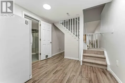 352 Mockingbird Drive Ottawa ON K1E 2A7