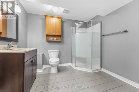 352 Mockingbird Drive Ottawa ON K1E 2A7