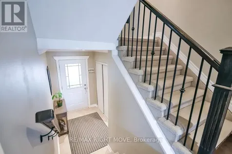 12 Lankin Boulevard Orillia ON L3V 6T2