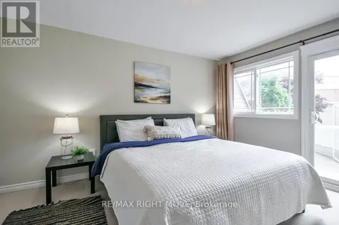 12 Lankin Boulevard Orillia ON L3V 6T2