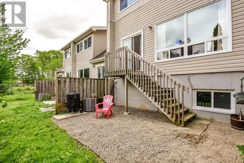 12 Lankin Boulevard Orillia ON L3V 6T2