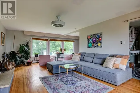 5 Hillcrest Avenue Falconbridge ON P0M 1S0