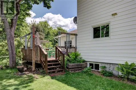 5 Hillcrest Avenue Falconbridge ON P0M 1S0