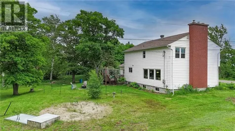 5 Hillcrest Avenue Falconbridge ON P0M 1S0