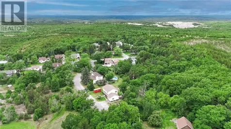 5 Hillcrest Avenue Falconbridge ON P0M 1S0