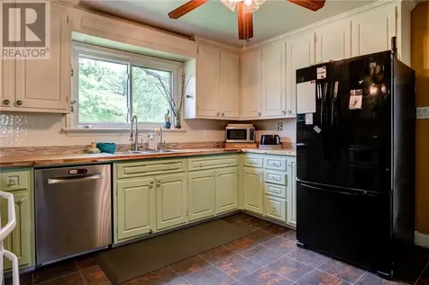 5 Hillcrest Avenue Falconbridge ON P0M 1S0