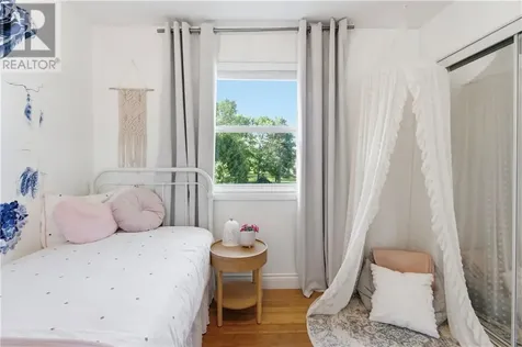 44 Patricia Street Lively ON P3Y 1B1