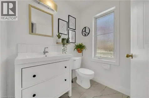 347 Keewatin Avenue Kitchener ON N2B 3W2